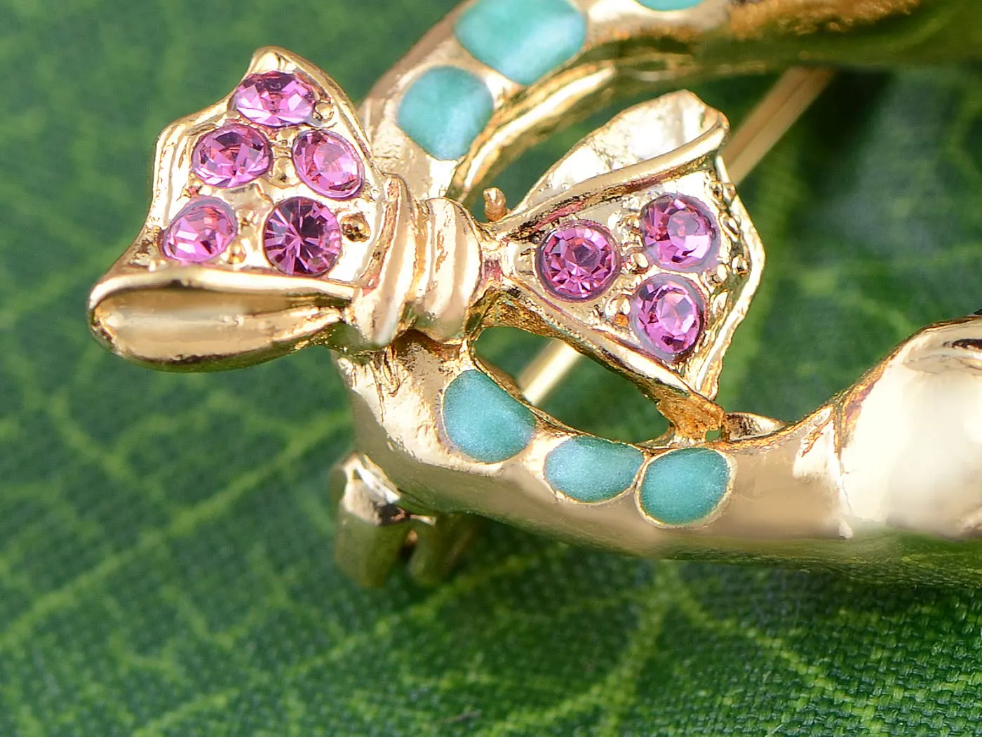 Alilang Swarovski Crystal Elements Spotted Green Dinosaur w Bow Tie Fashion Pin Brooch