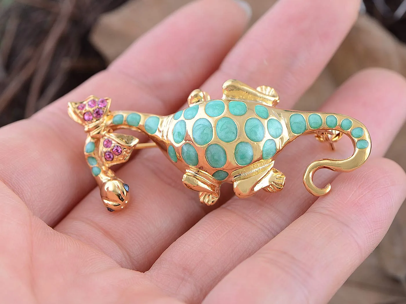 Alilang Swarovski Crystal Elements Spotted Green Dinosaur w Bow Tie Fashion Pin Brooch