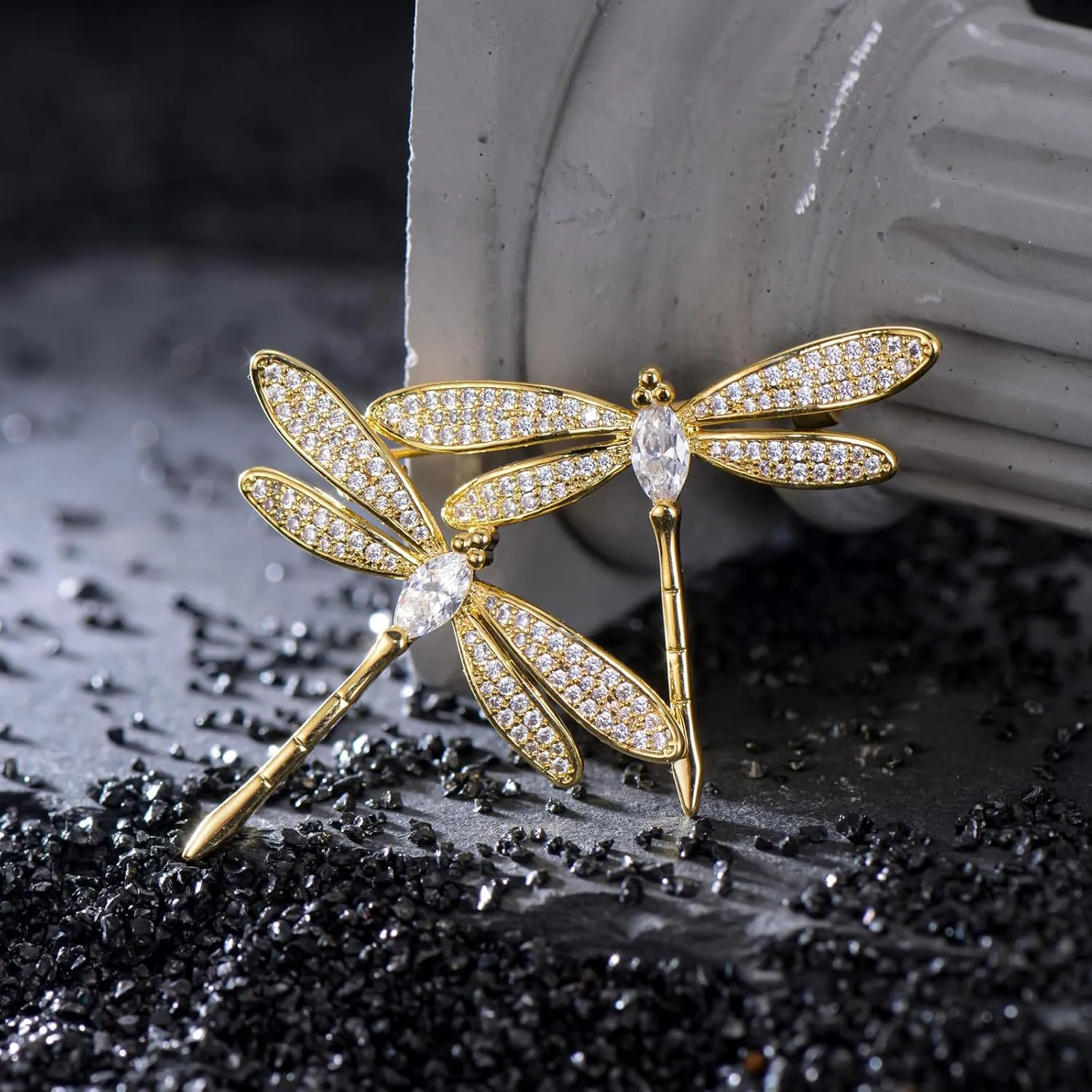 Dragonfly Booch Pin Crystal Rhinestone Dragonfly Brooches Fashion Animal Pin Dress Accessories Jewelry Gift for Women