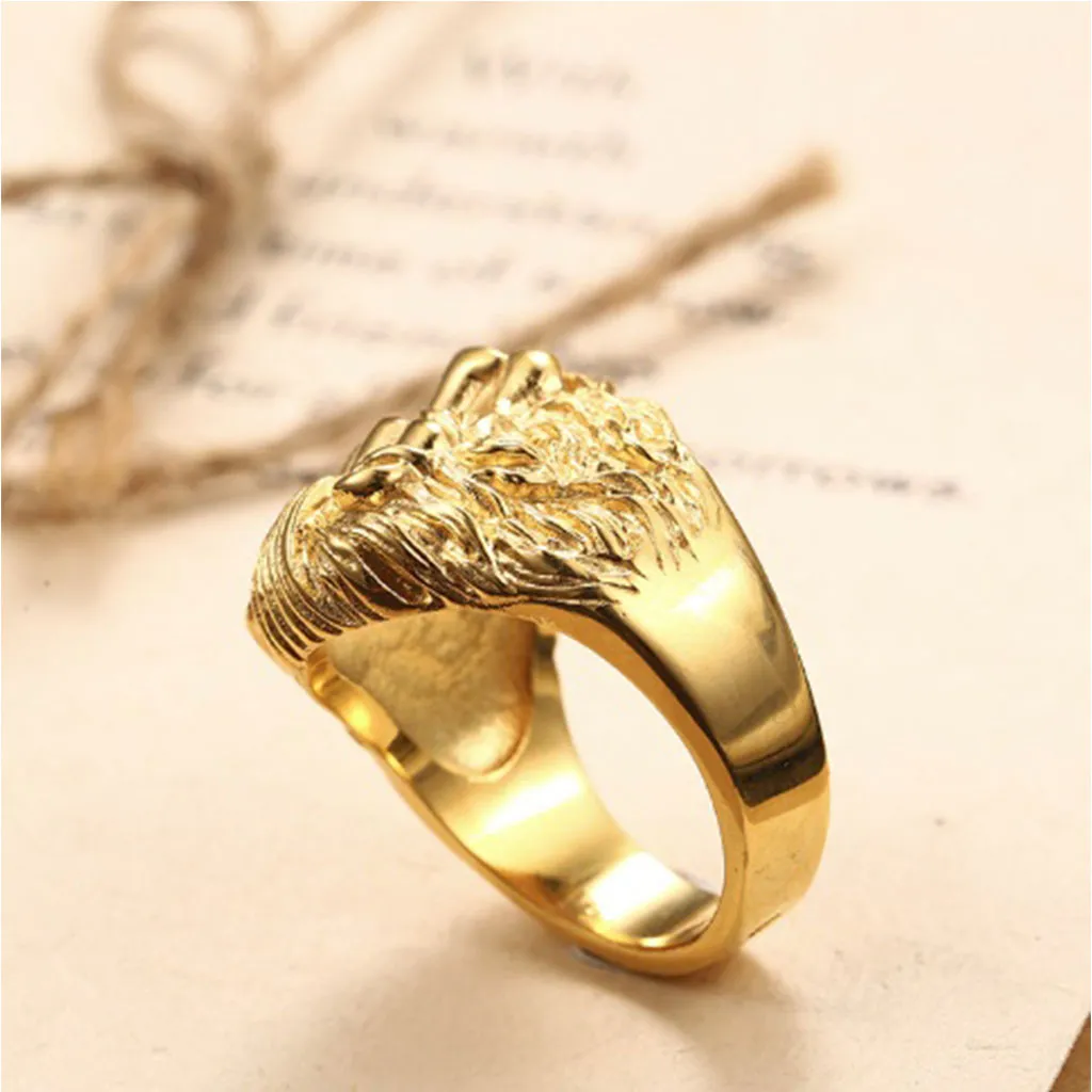 TINY LION HEAD SIGNET RING